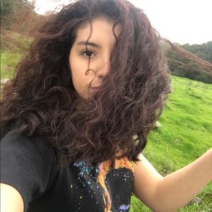 Meet your Posher, Roxana